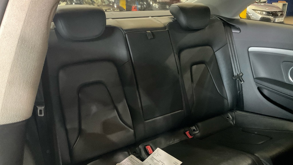 Used Audi A5 2010 for sale - 76526094: Photo 11