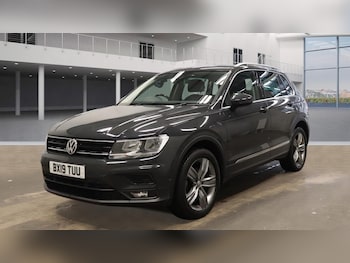 Used Volkswagen Tiguan 2019 for sale - 78122005: Photo