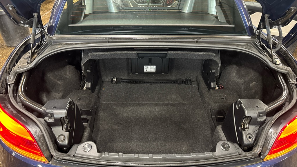 Used BMW Z4 2009 for sale - 76170382: Photo 8