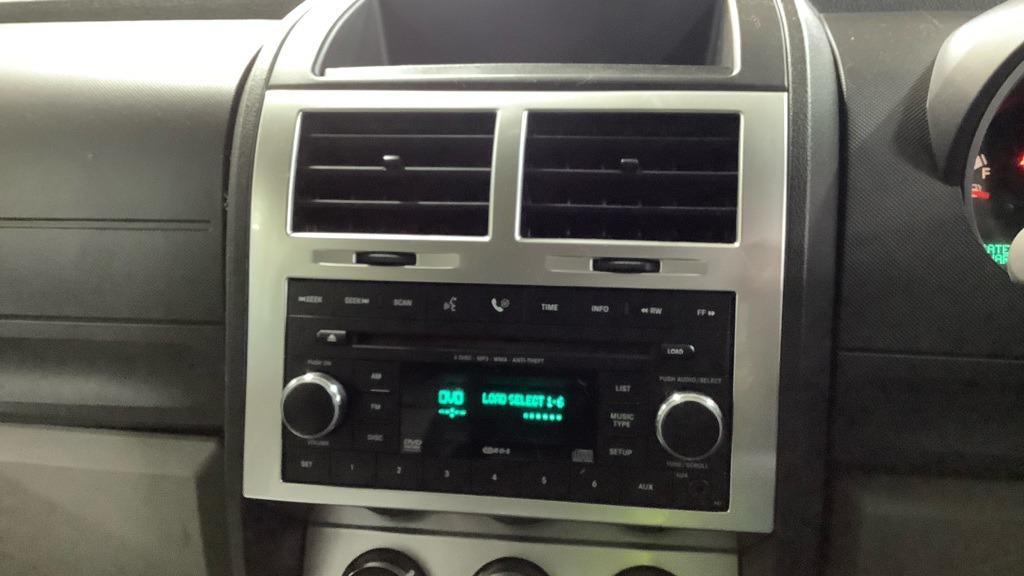 Used Dodge Nitro 2009 for sale - 76877419: Photo 10