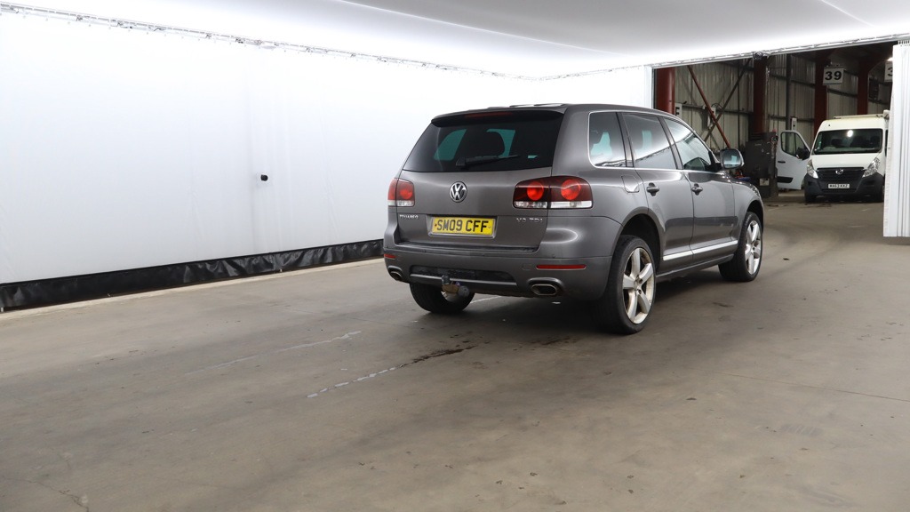Used Volkswagen Touareg 2009 for sale - 76614797: Photo 7