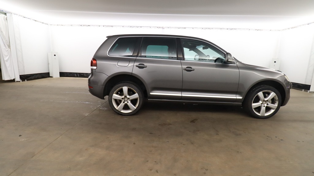 Used Volkswagen Touareg 2009 for sale - 76614797: Photo 8