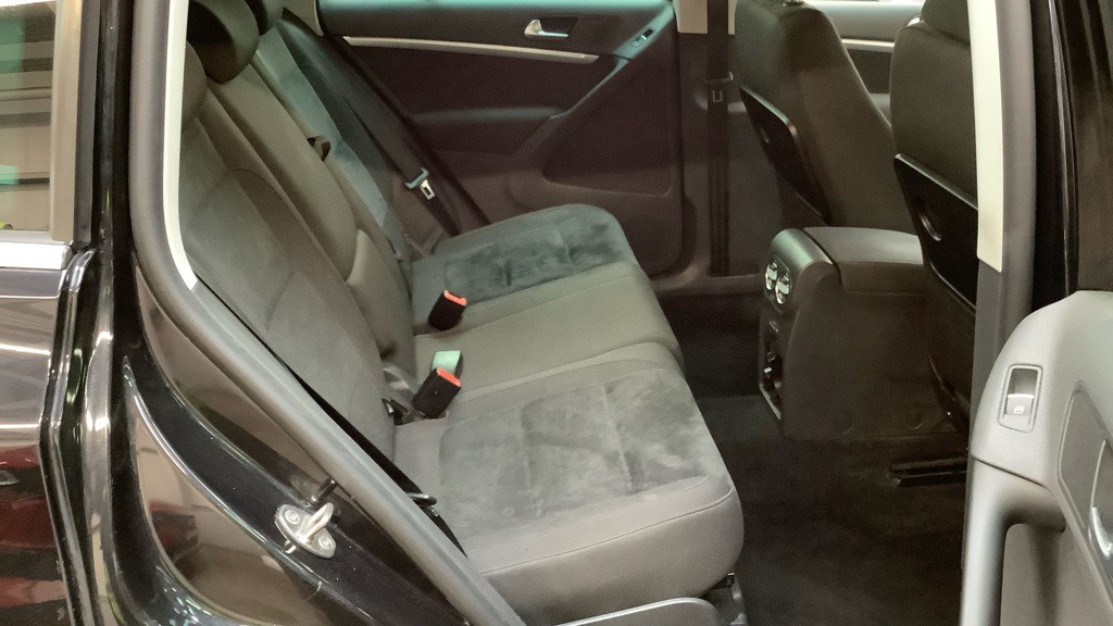 Used Volkswagen Tiguan 2015 for sale - 77629111: Photo 10