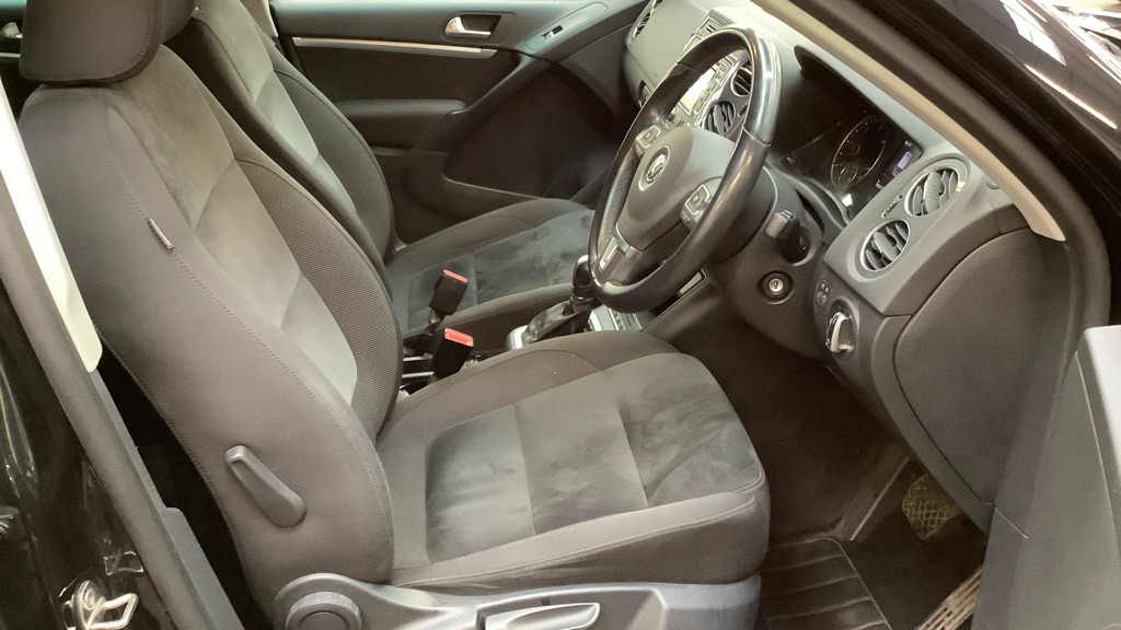 Used Volkswagen Tiguan 2015 for sale - 77629111: Photo 11