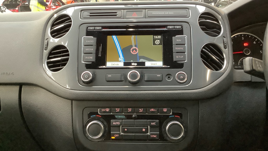 Used Volkswagen Tiguan 2015 for sale - 77629111: Photo 13