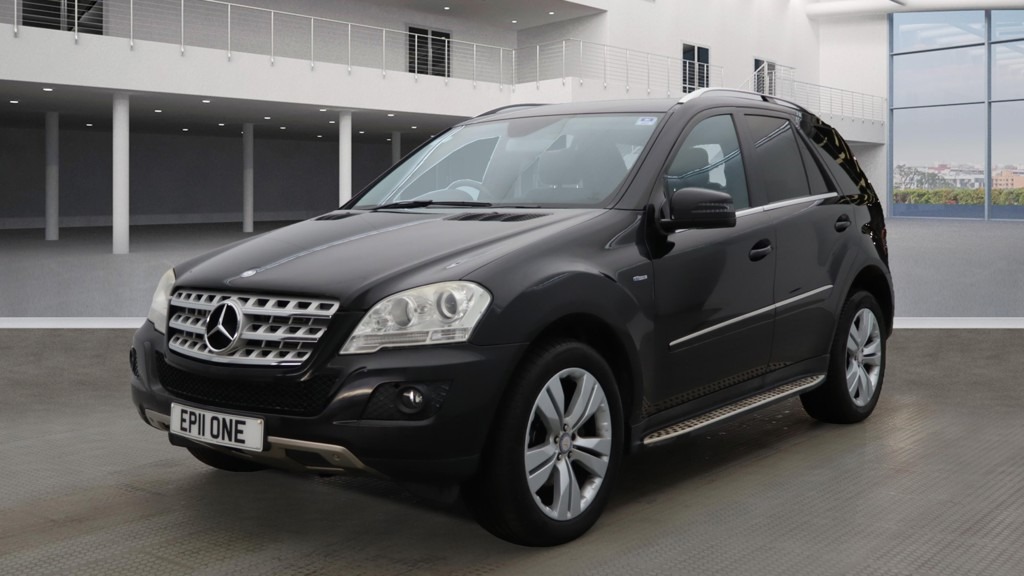 Used Mercedes-Benz M Class 2011 for sale - 76611216: Photo 3