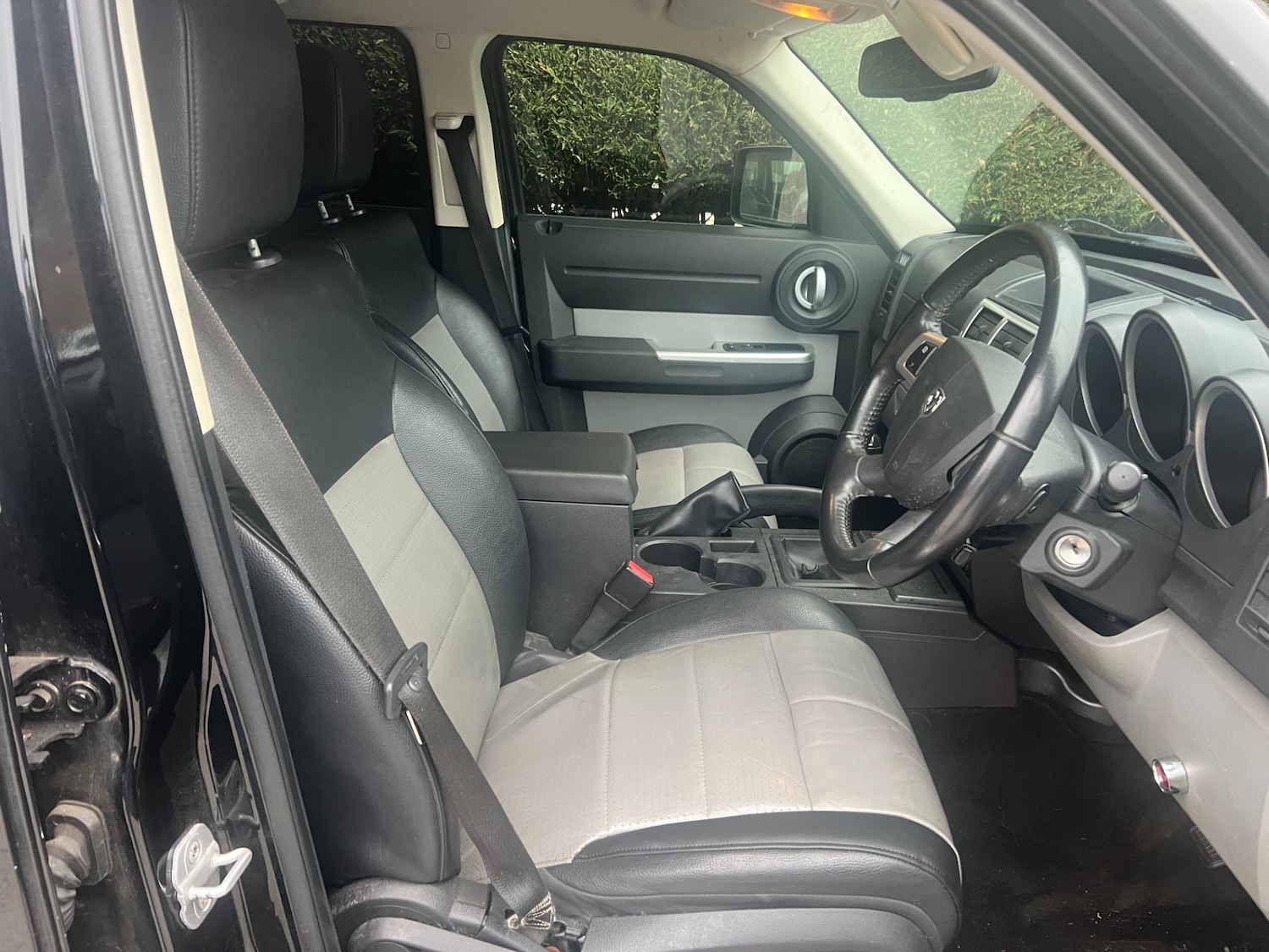 Used Dodge Nitro 2008 for sale - 76707391: Photo 15