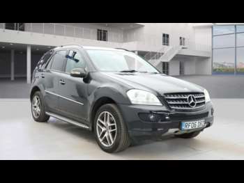 2006 (06) - 2006 ML500 SE 5dr Tip Auto V8 LPG BLACK FULL LEATHER SERVICE HISTORY
