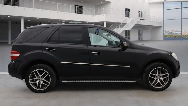 Used Mercedes-Benz M-Class 2006 for sale - 75366838: Photo 9