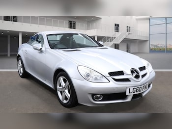 Used Mercedes-Benz SLK 2010 for sale - 76476317: Photo