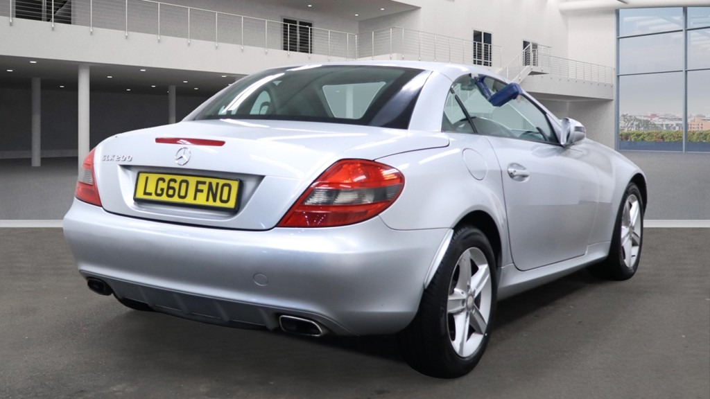 Used Mercedes-Benz SLK 2010 for sale - 76476317: Photo 6