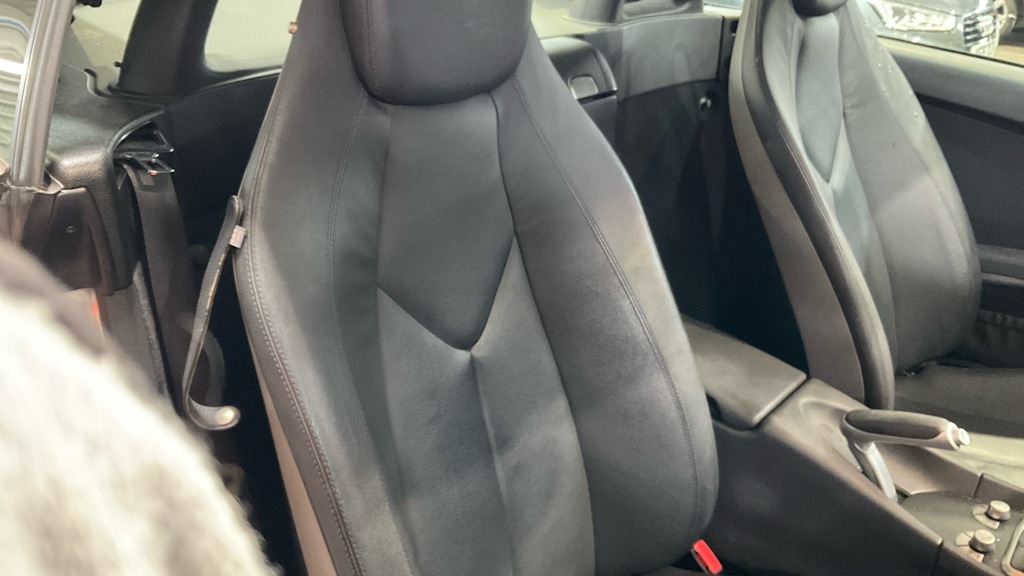 Used Mercedes-Benz SLK 2010 for sale - 76476317: Photo 8