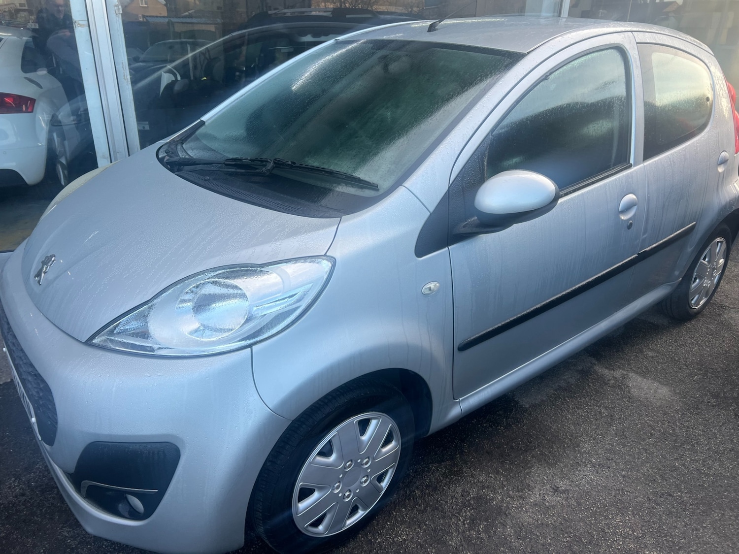 Used Peugeot 107 2013 for sale - 76761913: Photo 3