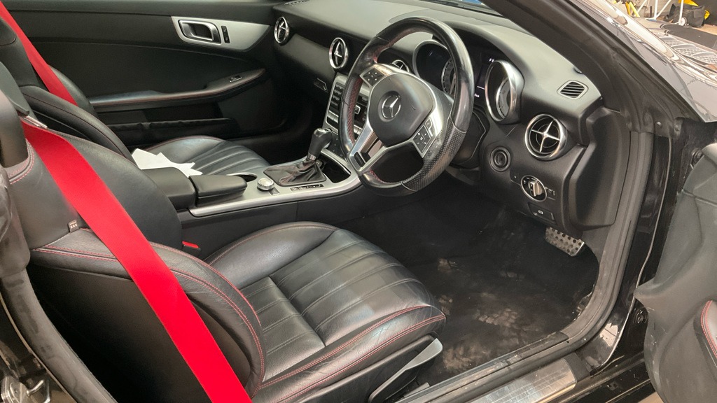 Used Mercedes-Benz SLK 2012 for sale - 77653185: Photo 9