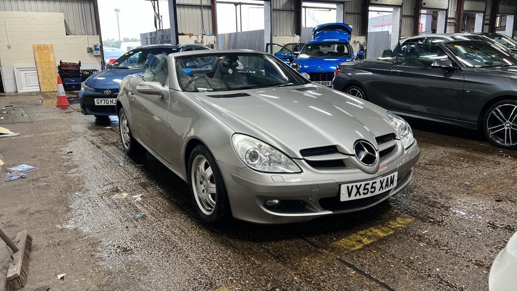 Used Mercedes-Benz SLK 2006 for sale - 76401862: Photo 12