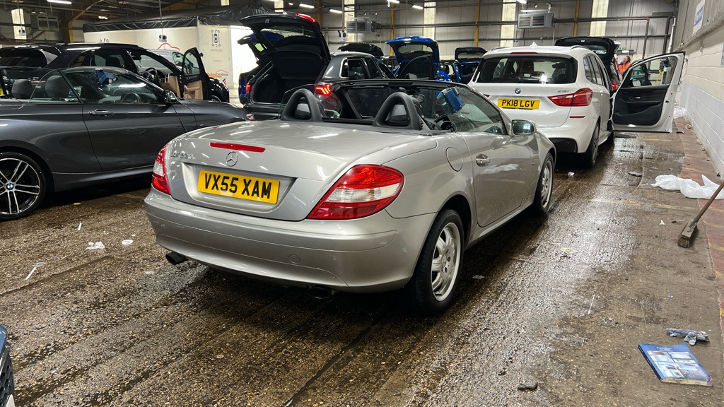 Used Mercedes-Benz SLK 2006 for sale - 76401862: Photo 13