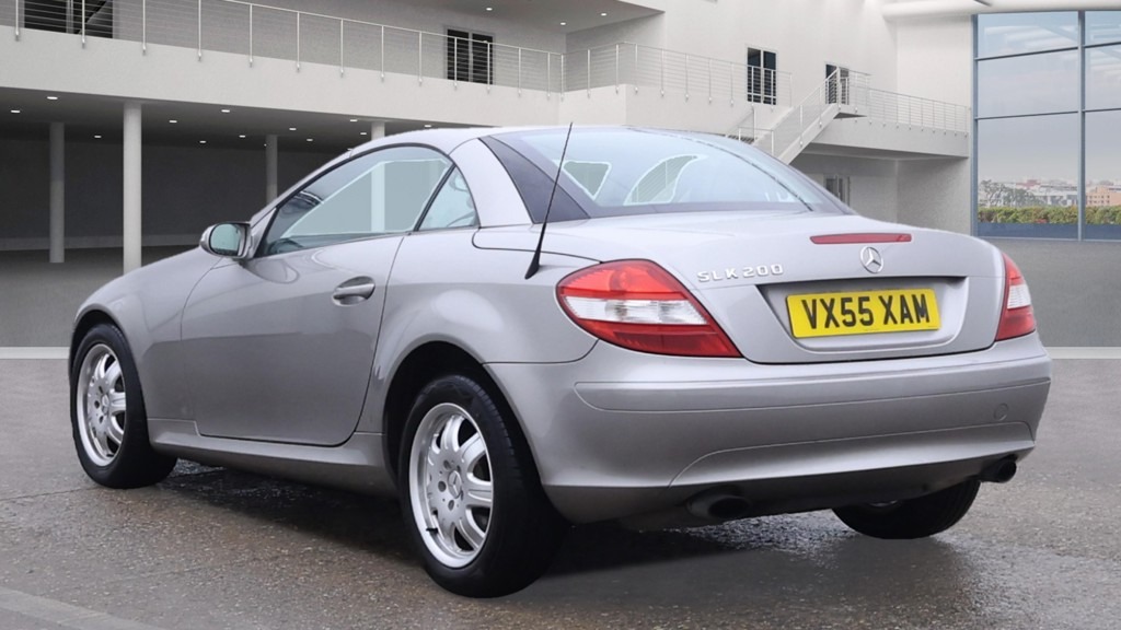 Used Mercedes-Benz SLK 2006 for sale - 76401862: Photo 4
