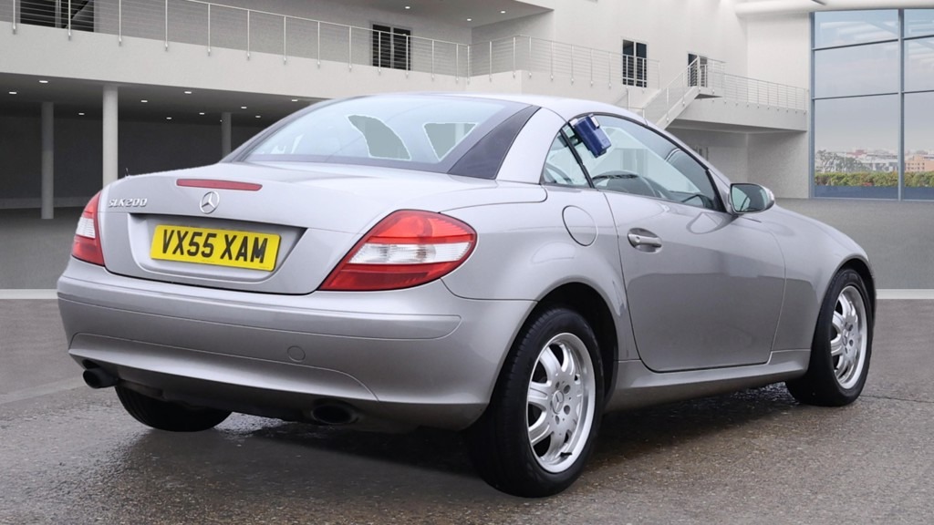 Used Mercedes-Benz SLK 2006 for sale - 76401862: Photo 5