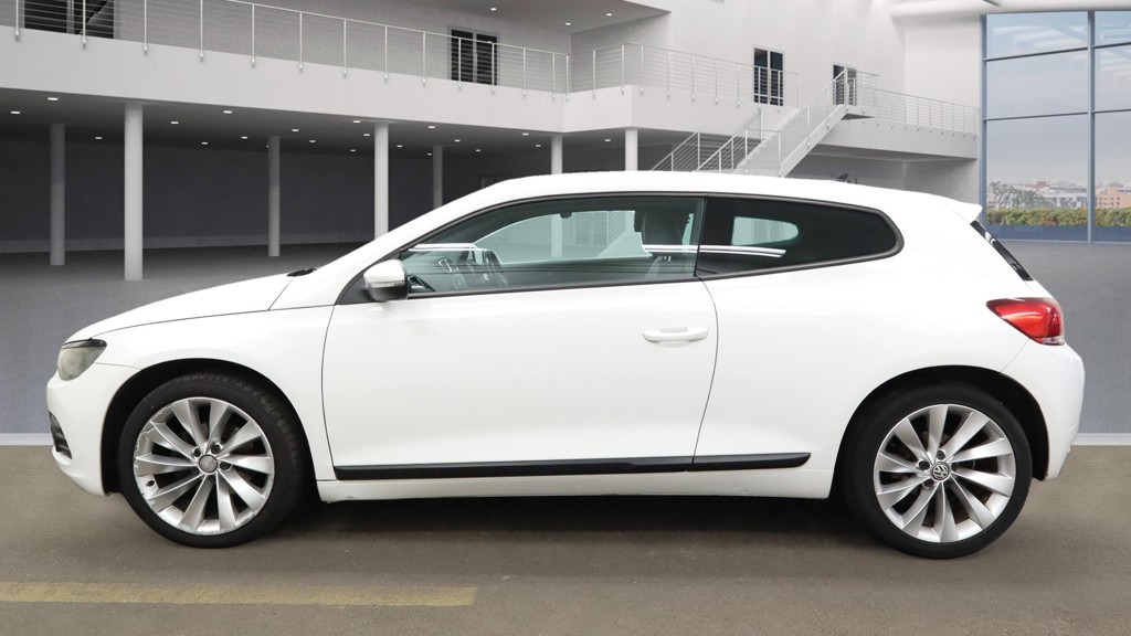 Used Volkswagen Scirocco 2012 for sale - 76206120: Photo 8