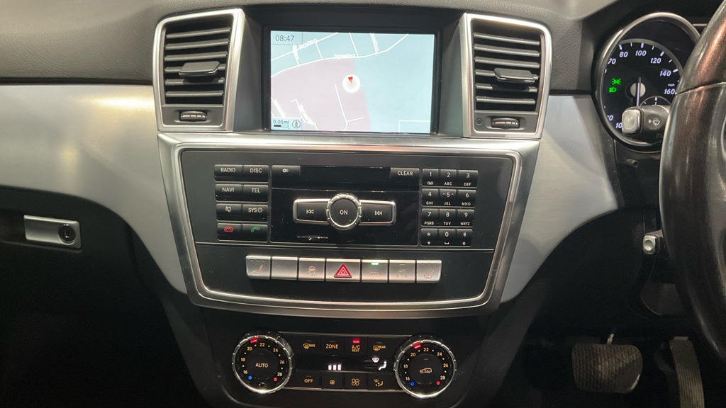 Used Mercedes-Benz M Class 2013 for sale - 77638877: Photo 11