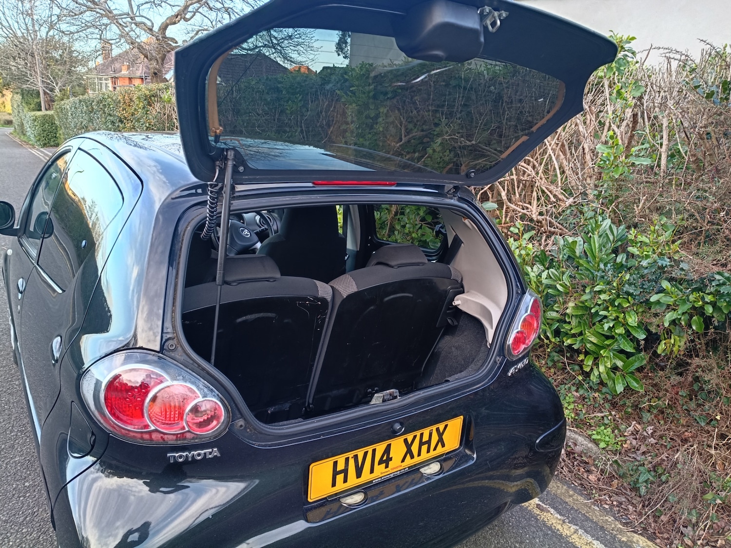 Used Toyota AYGO 2014 for sale - 77881200: Photo 10