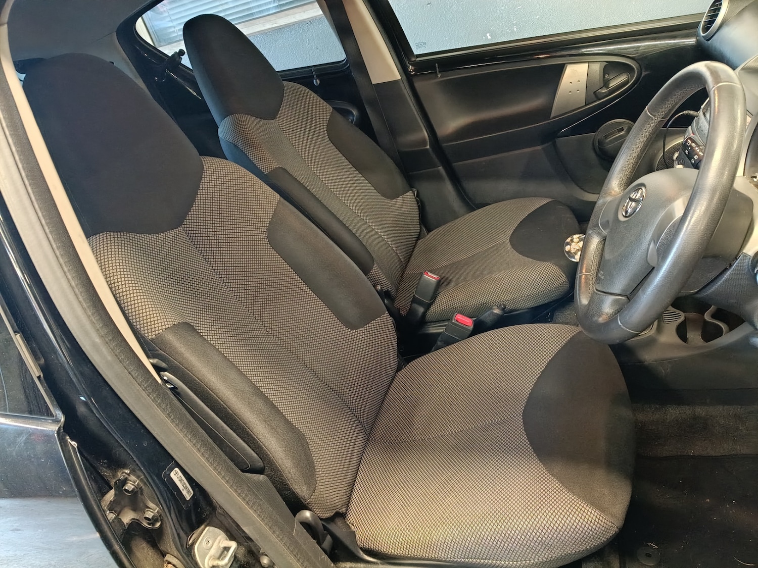 Used Toyota AYGO 2014 for sale - 77881200: Photo 25