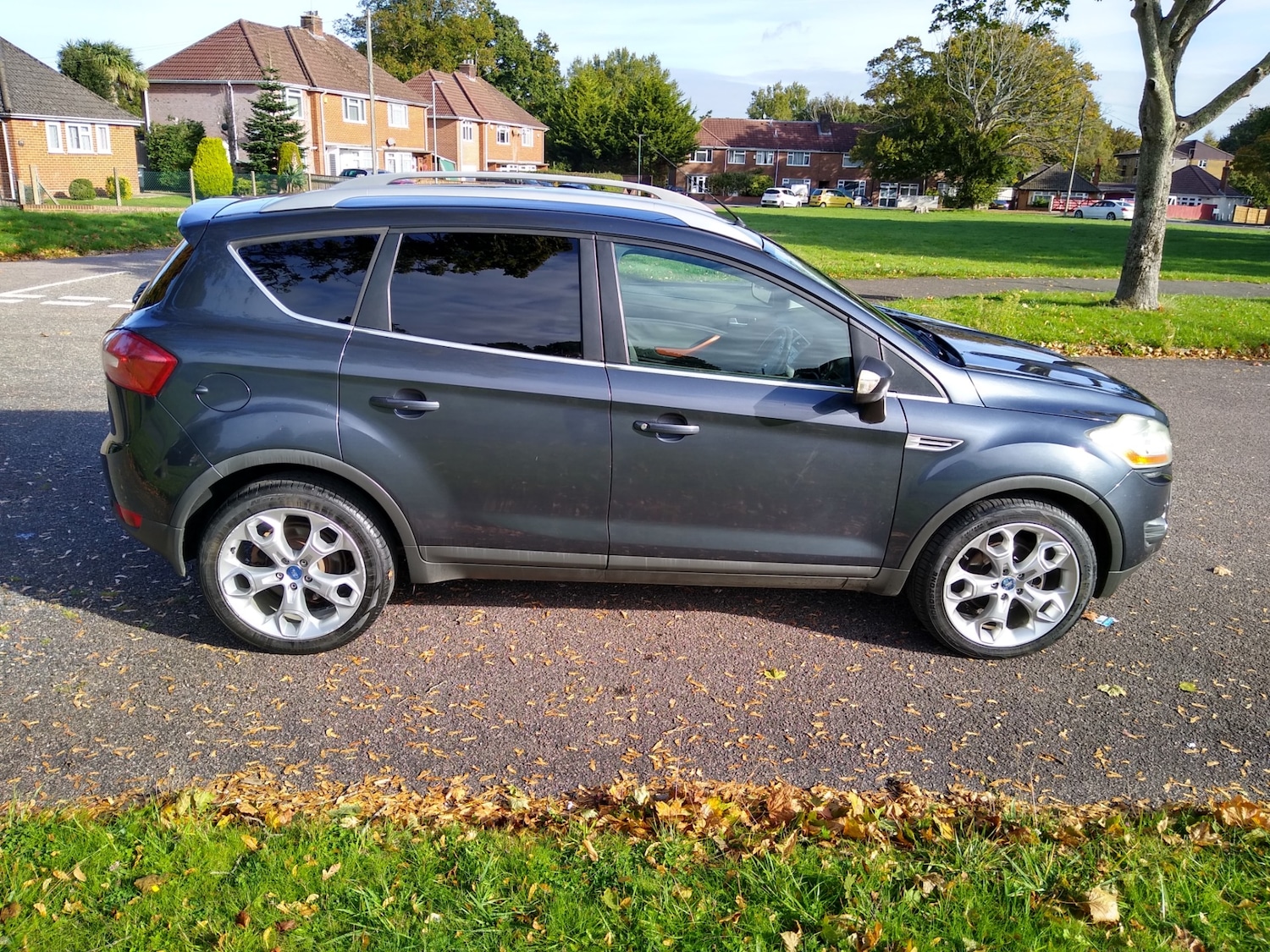 Used Ford Kuga 2008 for sale - 76452048: Photo 2