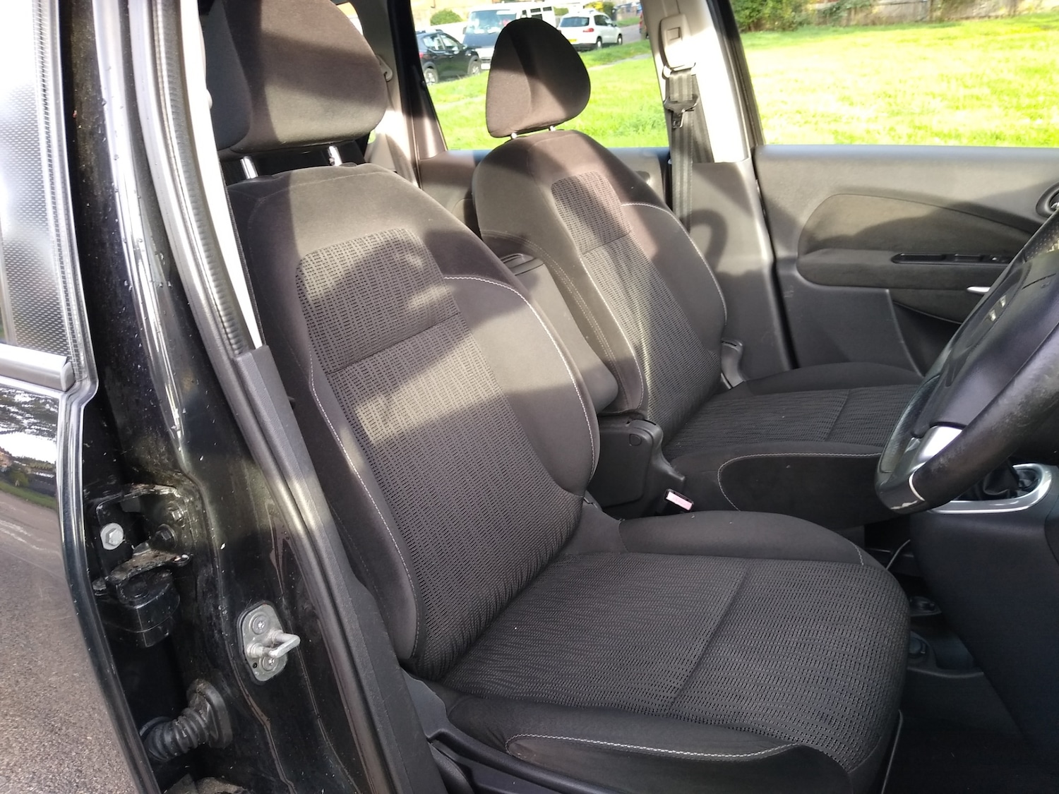 Used Citroen C3 Picasso 2011 for sale - 76449561: Photo 10