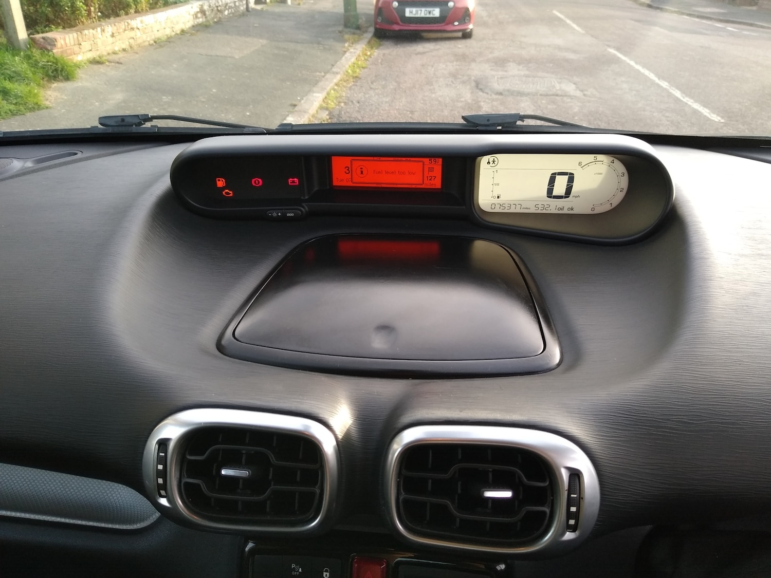 Used Citroen C3 Picasso 2011 for sale - 76449561: Photo 14