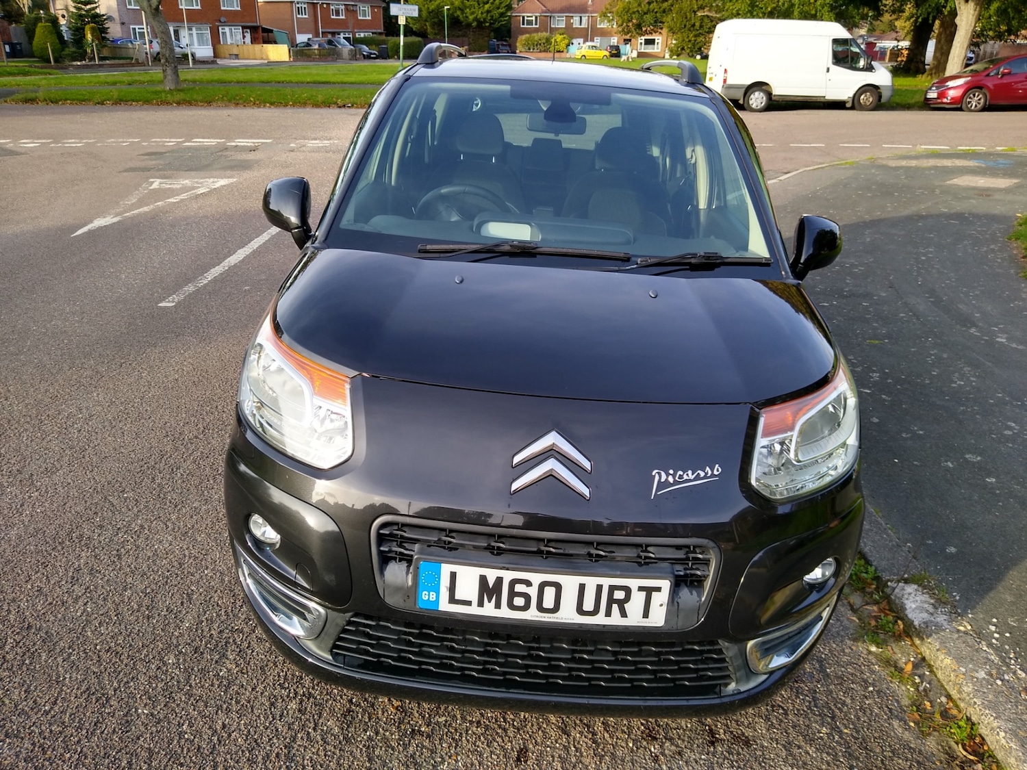 Used Citroen C3 Picasso 2011 for sale - 76449561: Photo 2