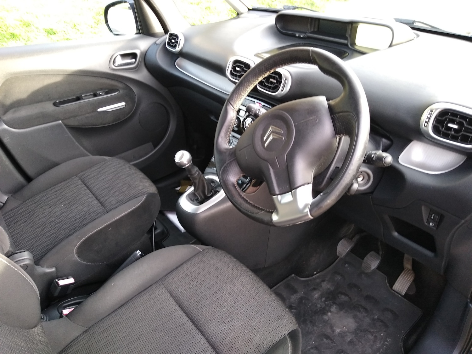 Used Citroen C3 Picasso 2011 for sale - 76449561: Photo 8
