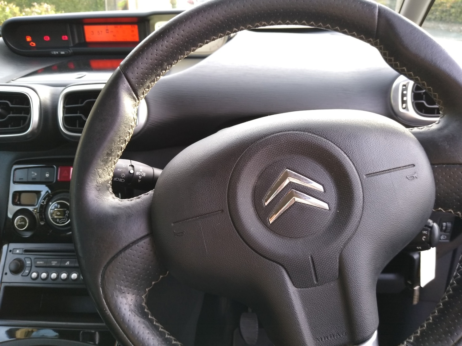 Used Citroen C3 Picasso 2011 for sale - 76449561: Photo 9