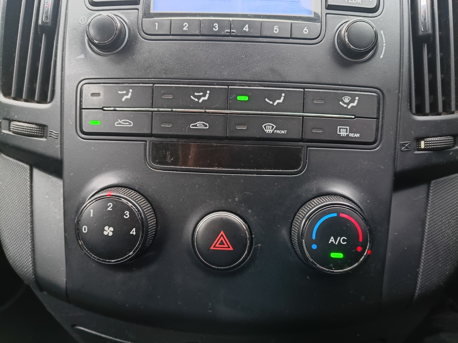 Used Hyundai i30 2010 for sale - 77781848: Photo 32