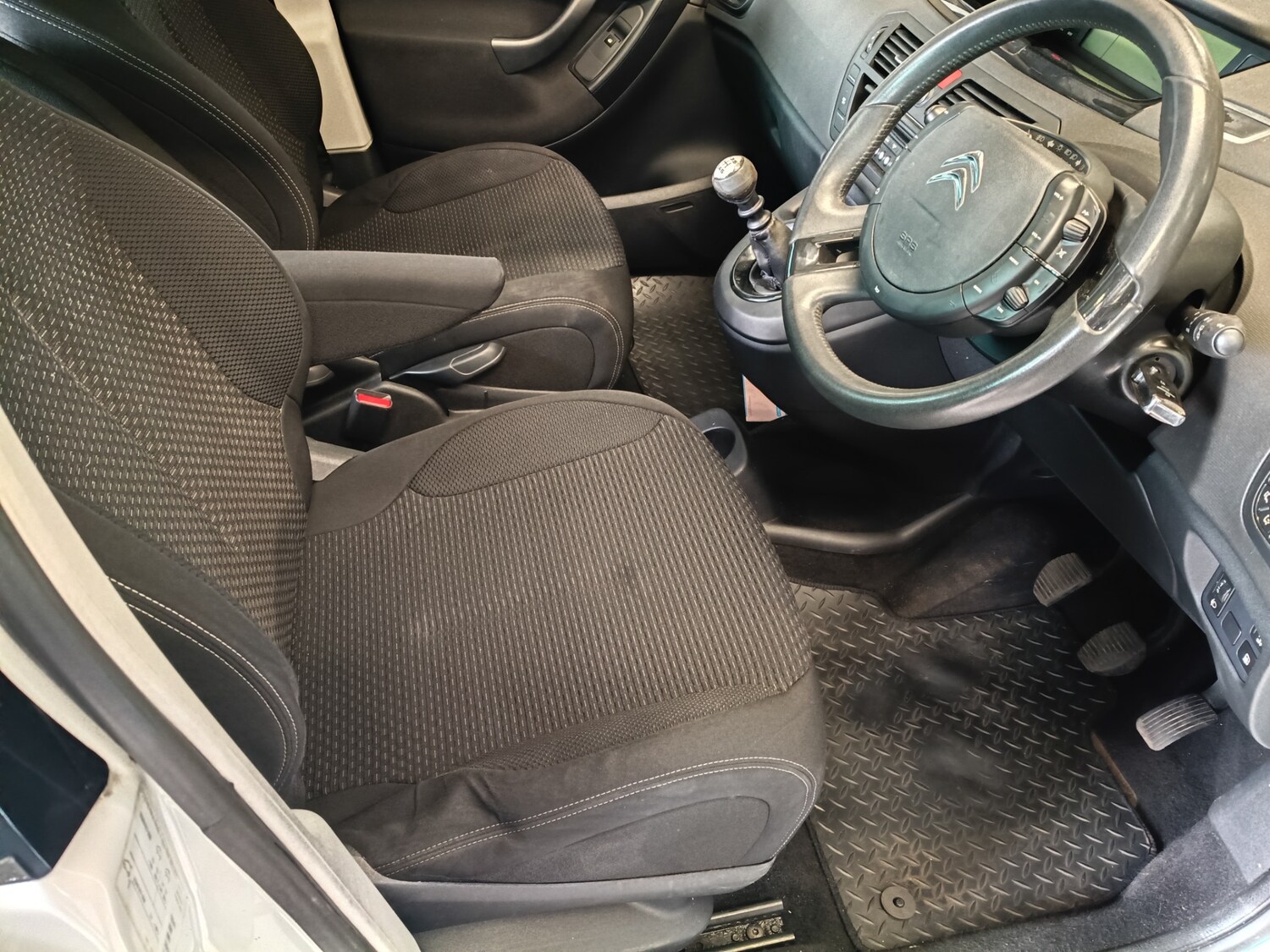 Used Citroen Grand C4 Picasso 2013 for sale - 78197740: Photo 20