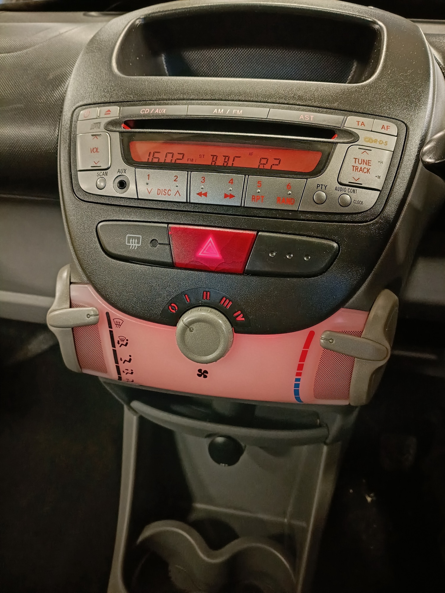 Used Peugeot 107 2007 for sale - 76738624: Photo 16