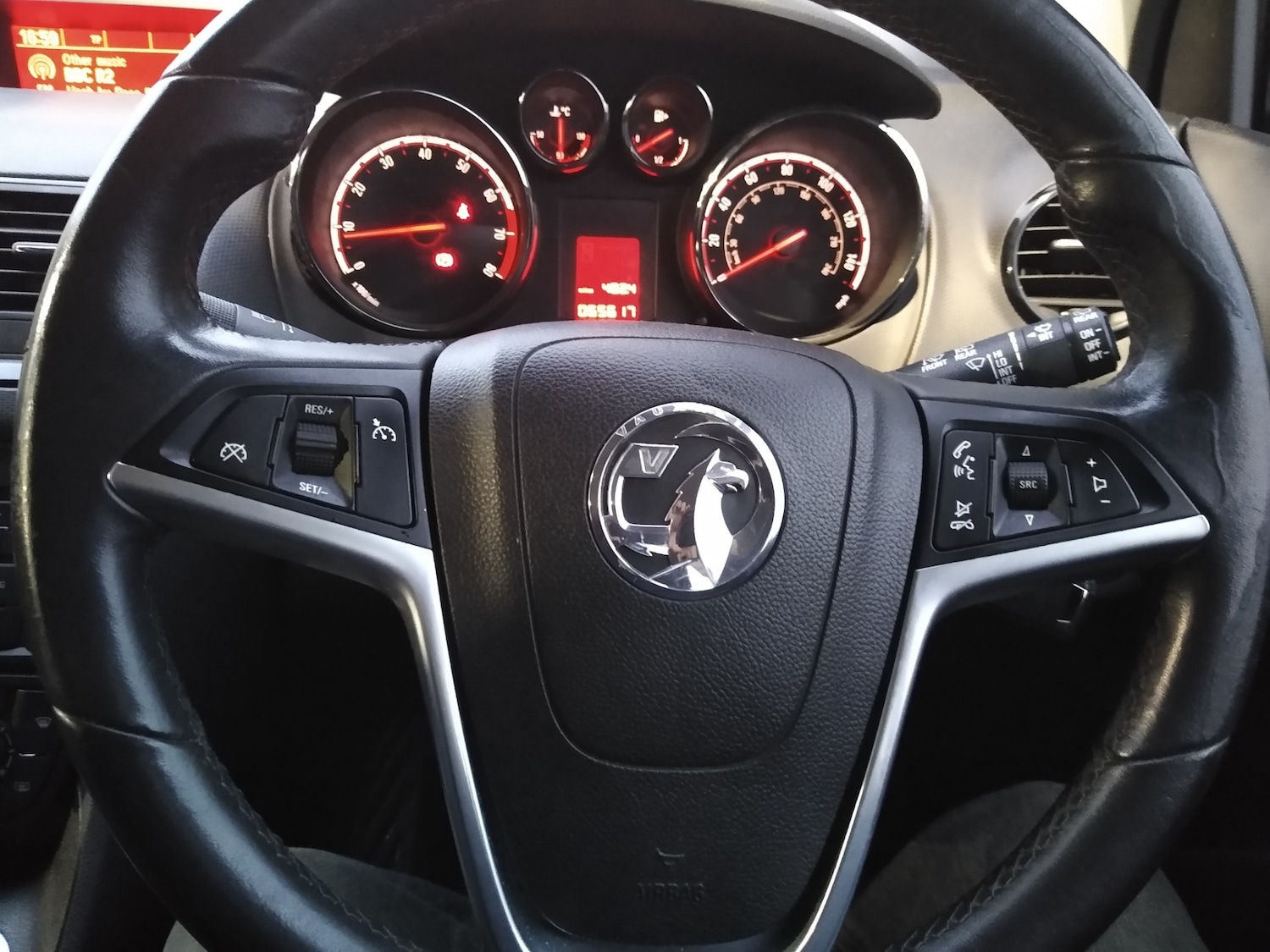 Used Vauxhall Meriva 2017 for sale - 76862841: Photo 15