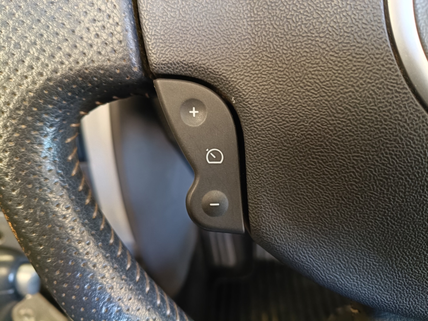 Used Renault Megane 2007 for sale - 77889319: Photo 39