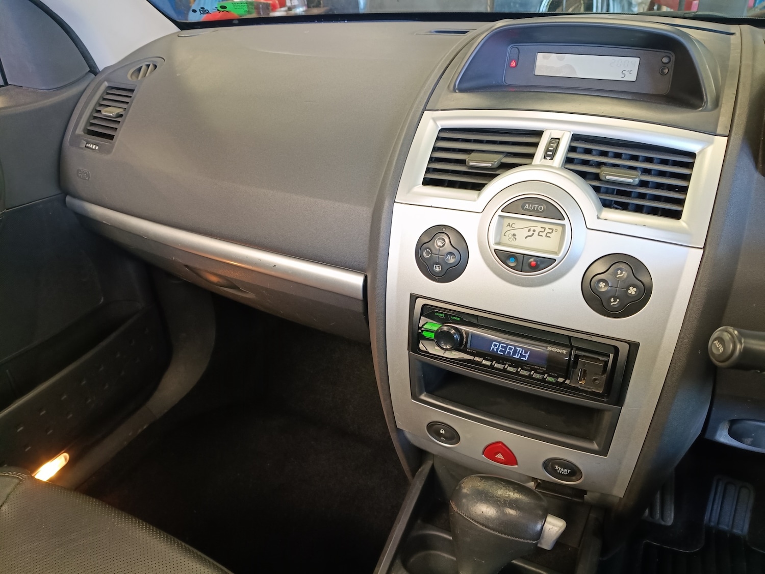 Used Renault Megane 2007 for sale - 77889319: Photo 44