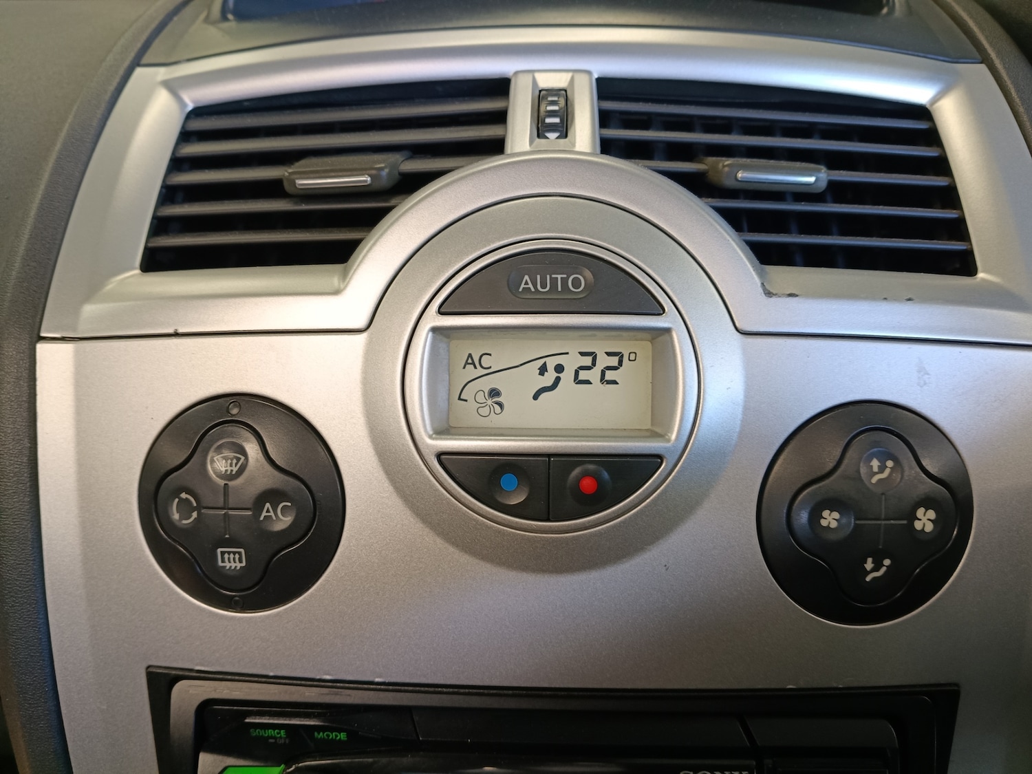 Used Renault Megane 2007 for sale - 77889319: Photo 45