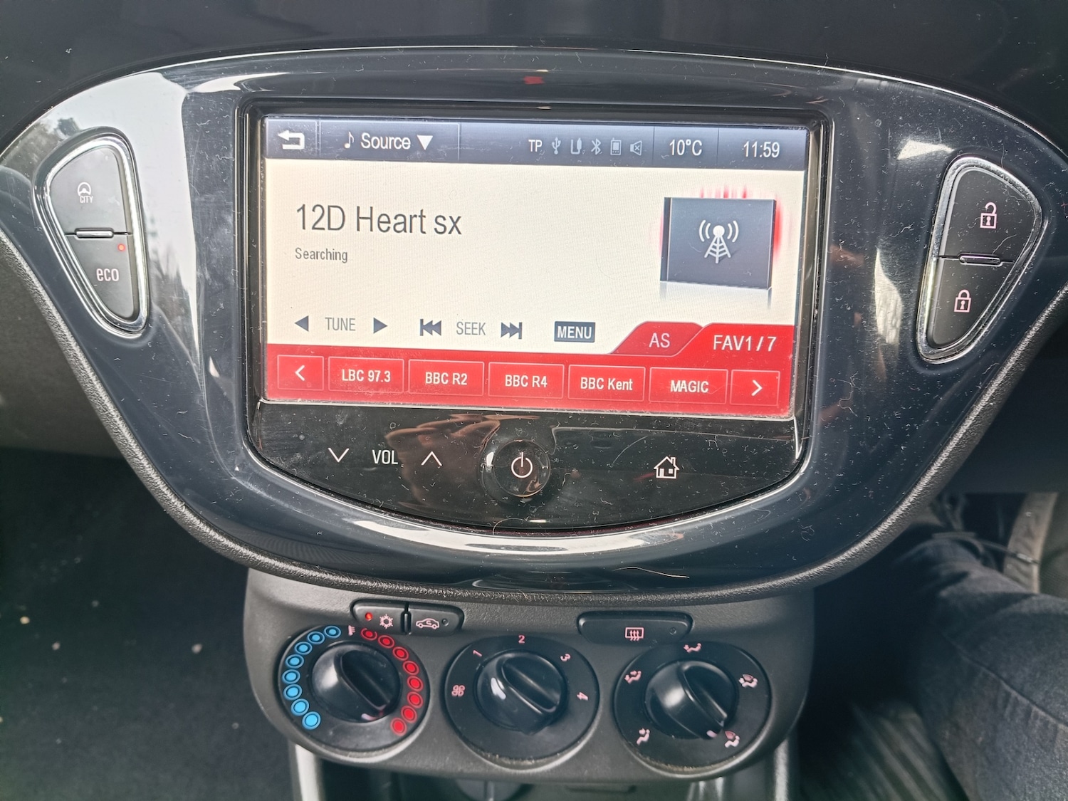 Used Vauxhall Corsa 2016 for sale - 77379129: Photo 26