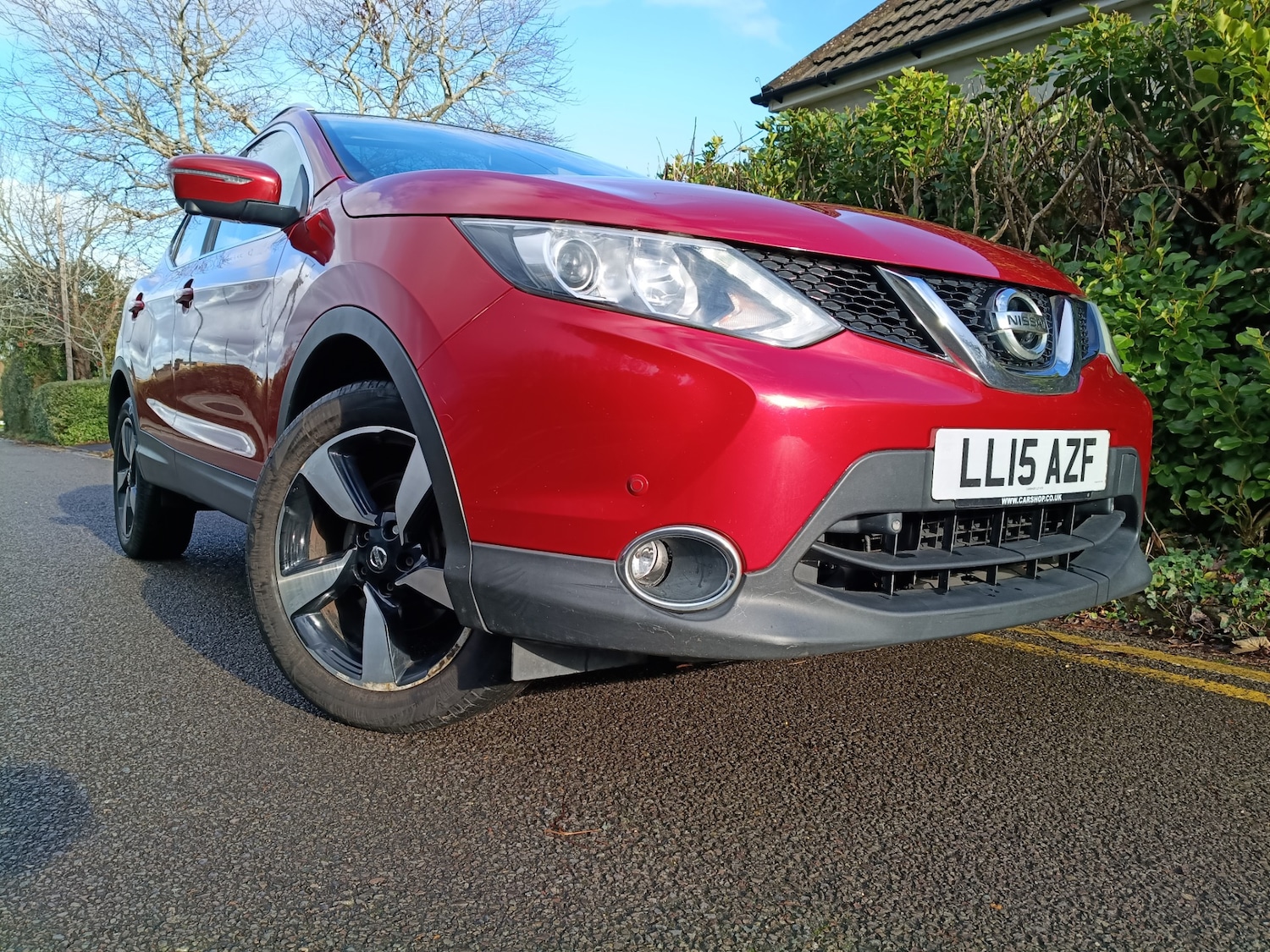 Used Nissan Qashqai 2015 for sale - 77353990: Photo 2