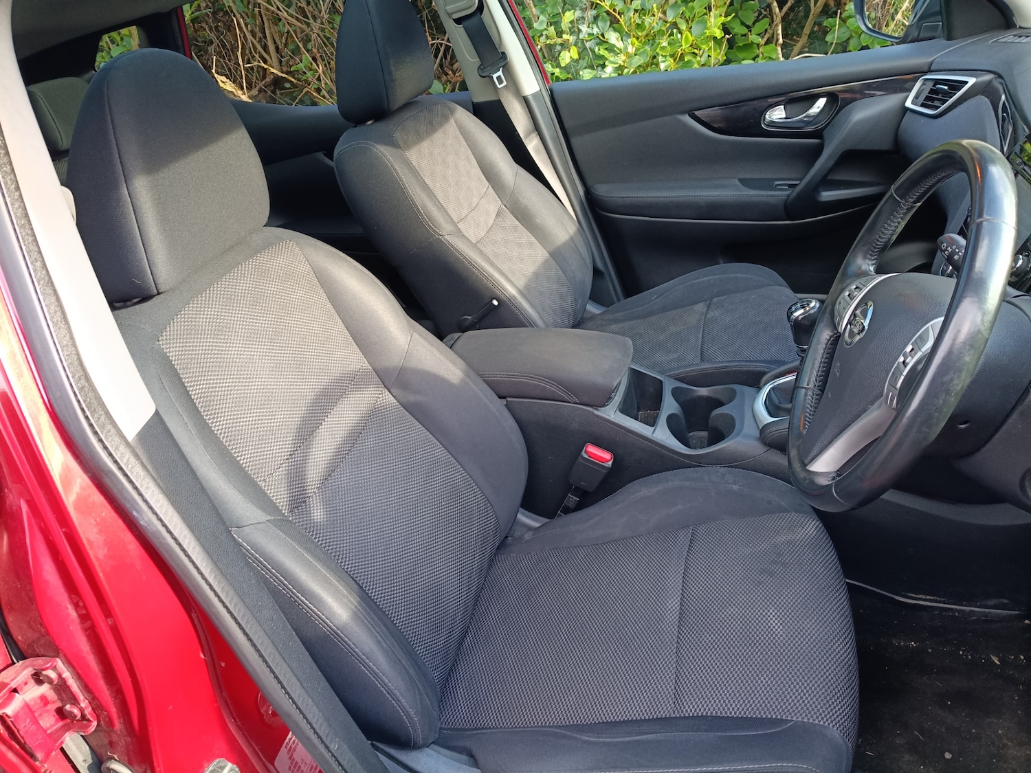 Used Nissan Qashqai 2015 for sale - 77353990: Photo 28