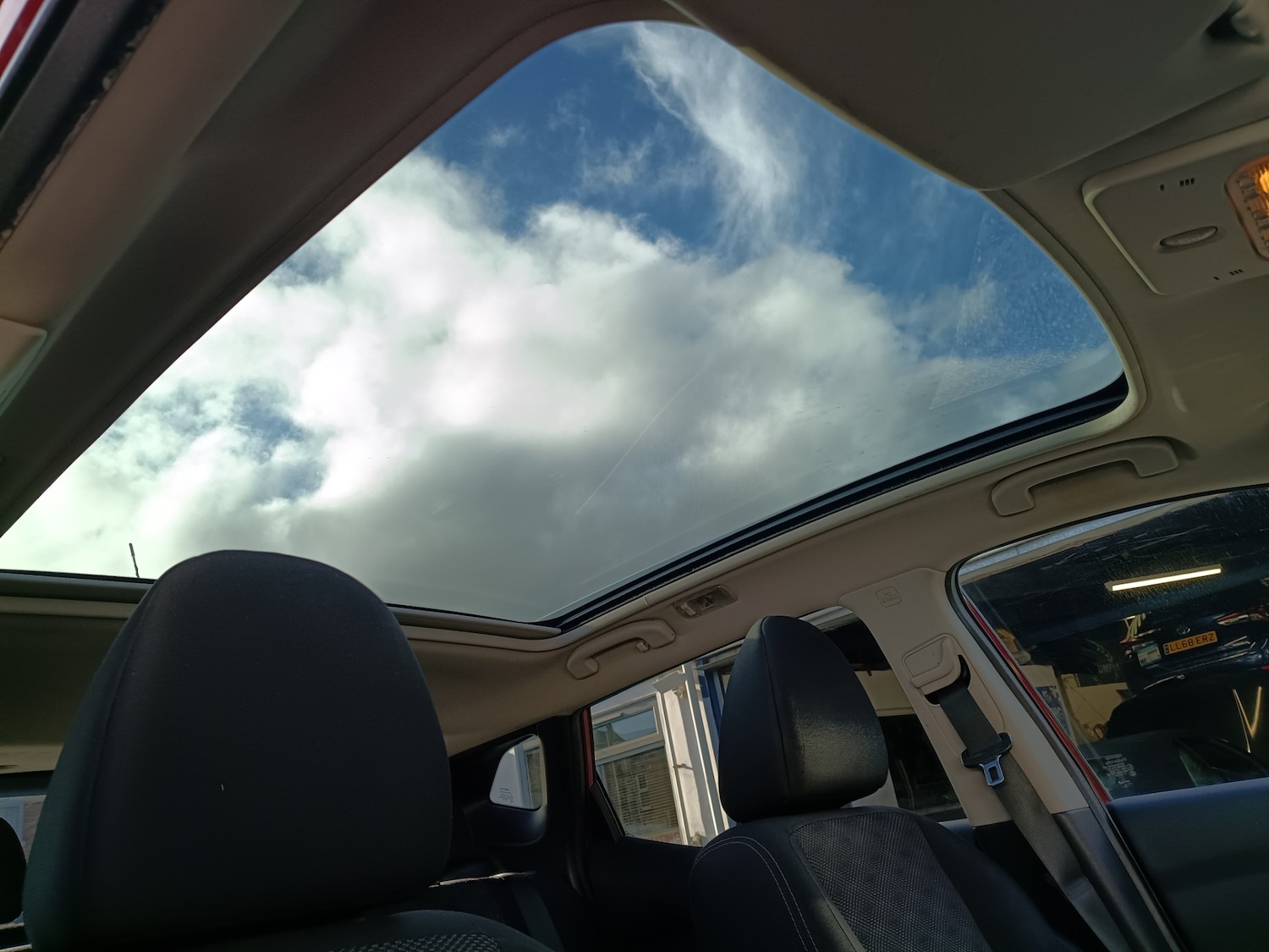 Used Nissan Qashqai 2015 for sale - 77353990: Photo 5