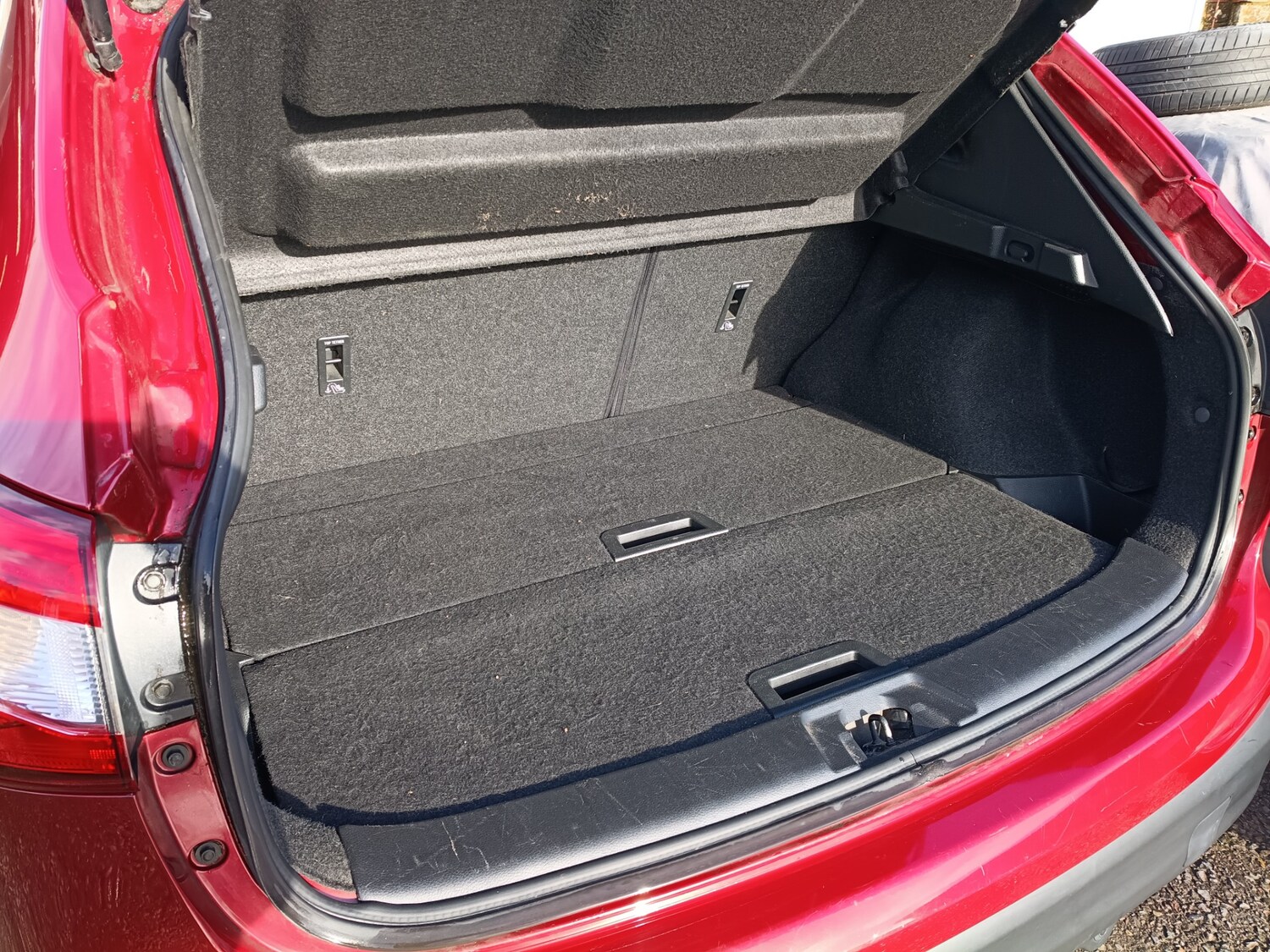 Used Nissan Qashqai 2015 for sale - 77353990: Photo 51