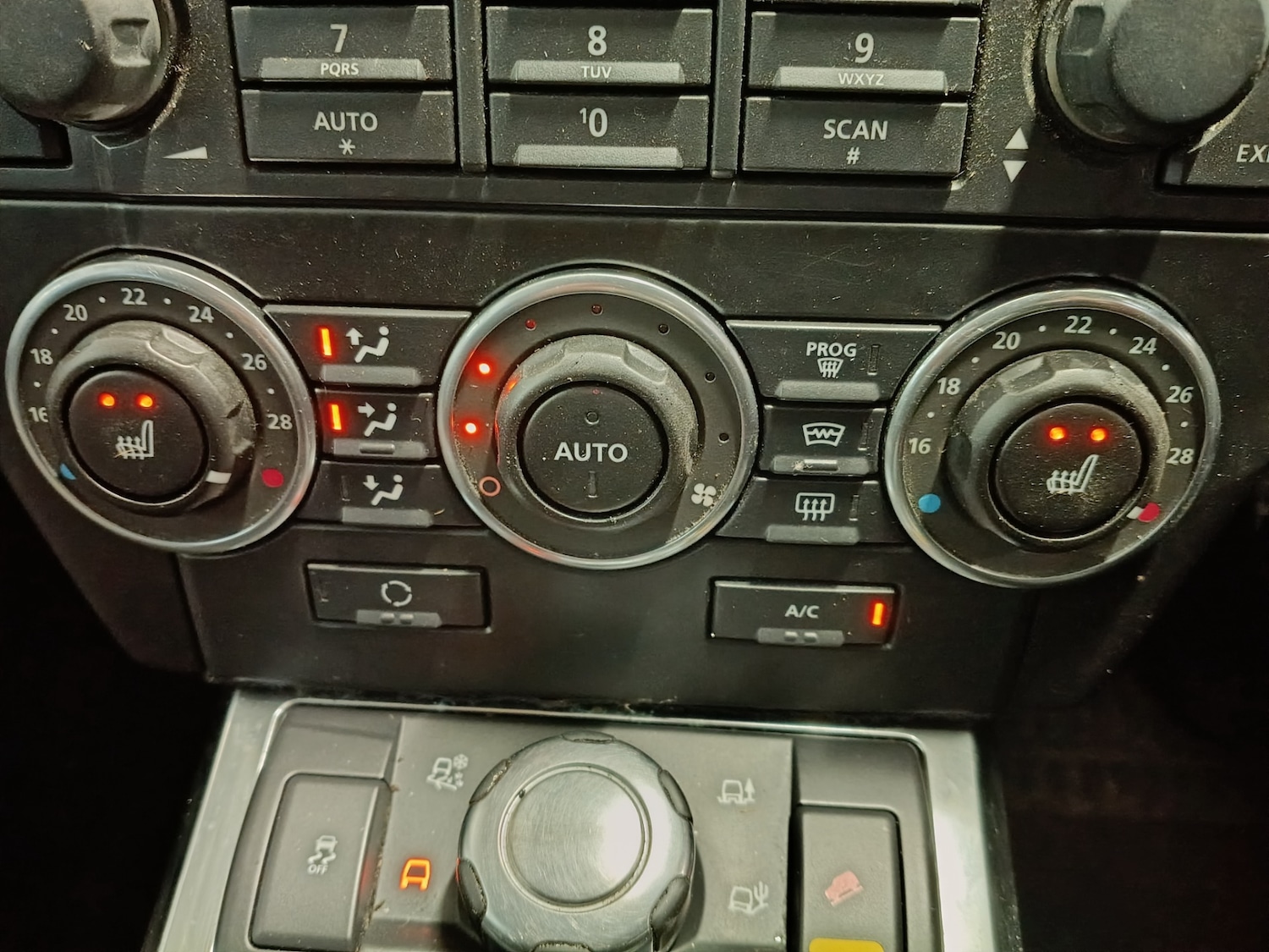 Used Land Rover Freelander 2011 for sale - 76946143: Photo 28