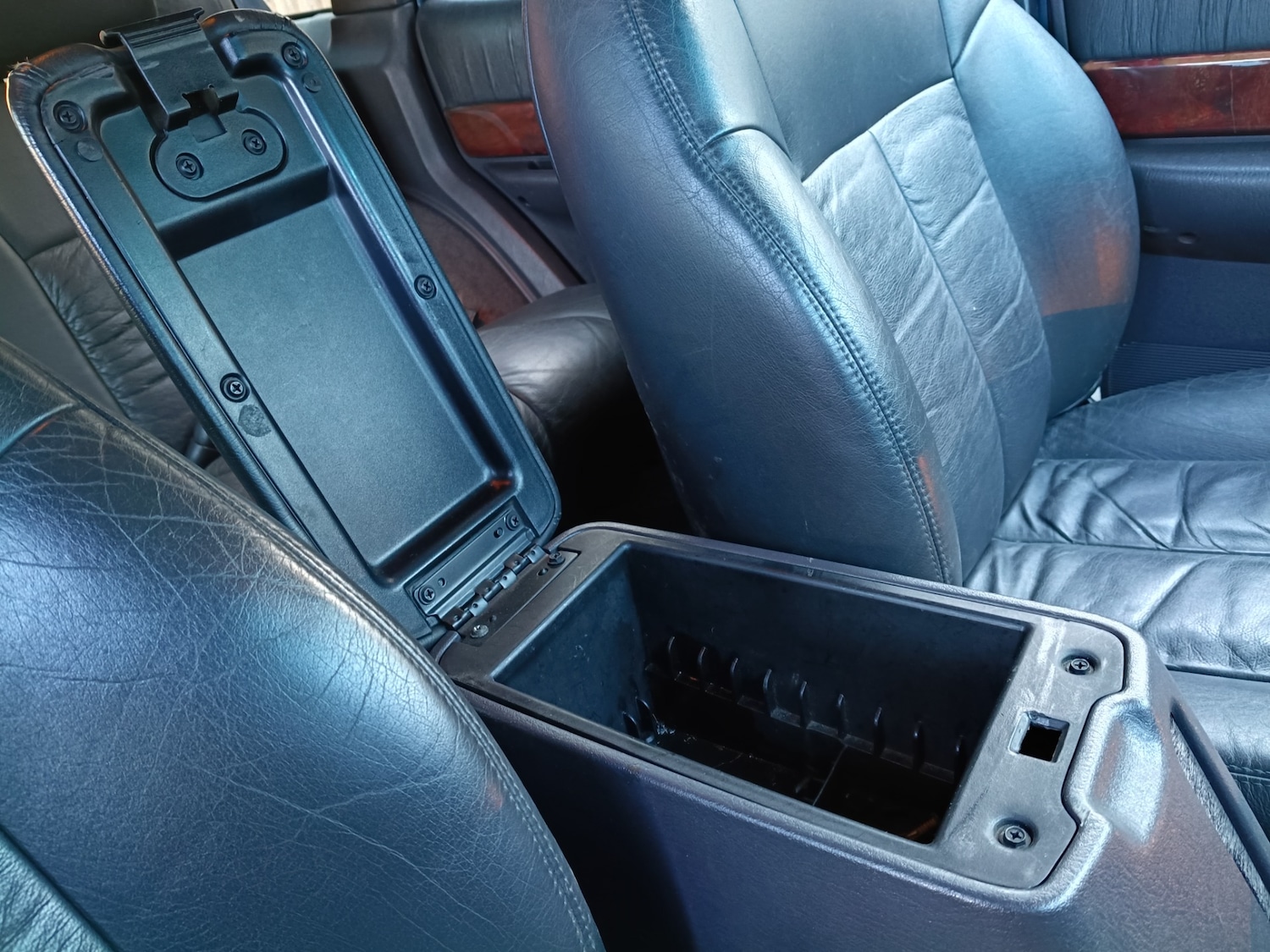 Used Jeep Cherokee 1999 for sale - 77437735: Photo 28