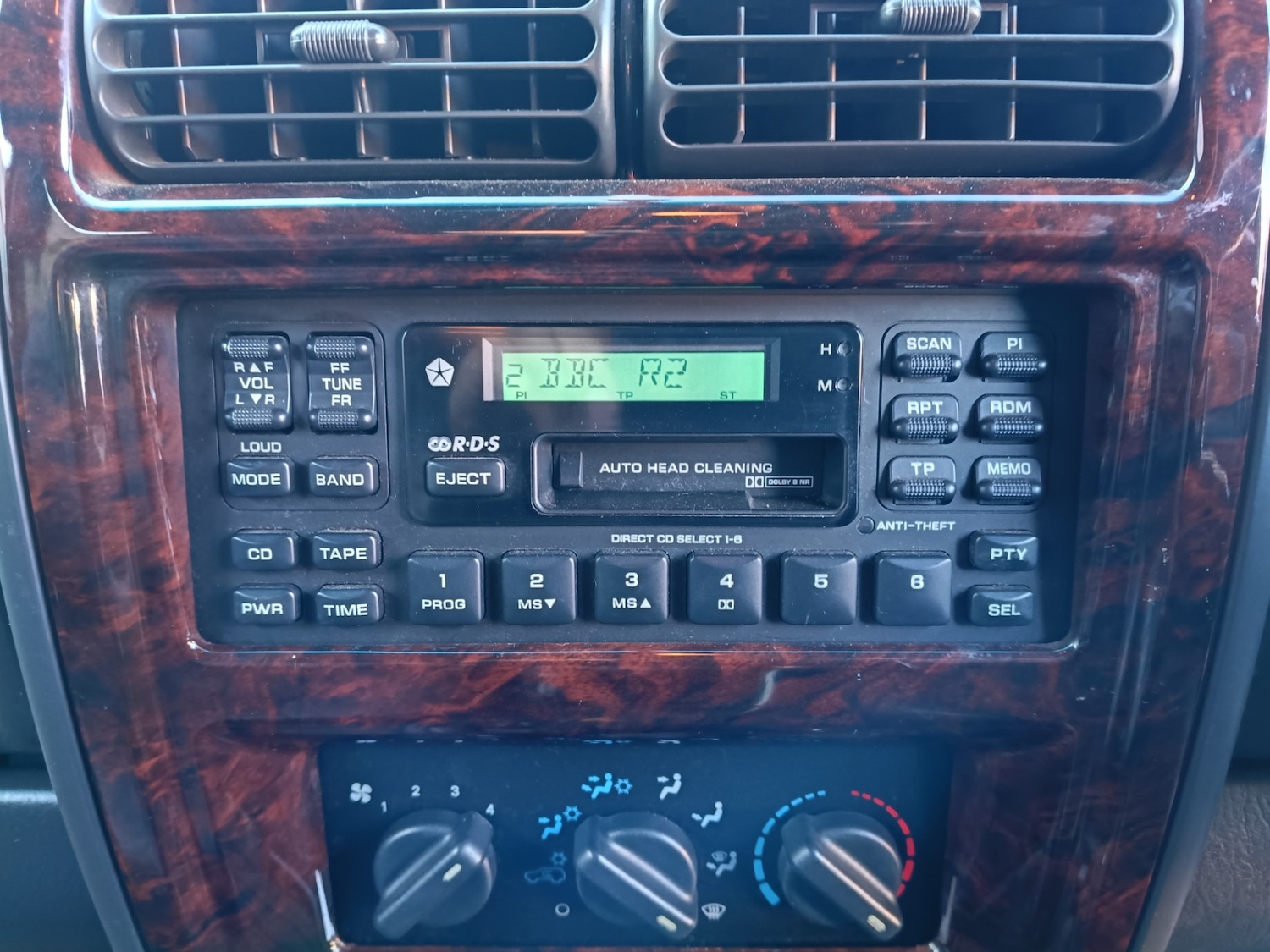 Used Jeep Cherokee 1999 for sale - 77437735: Photo 44