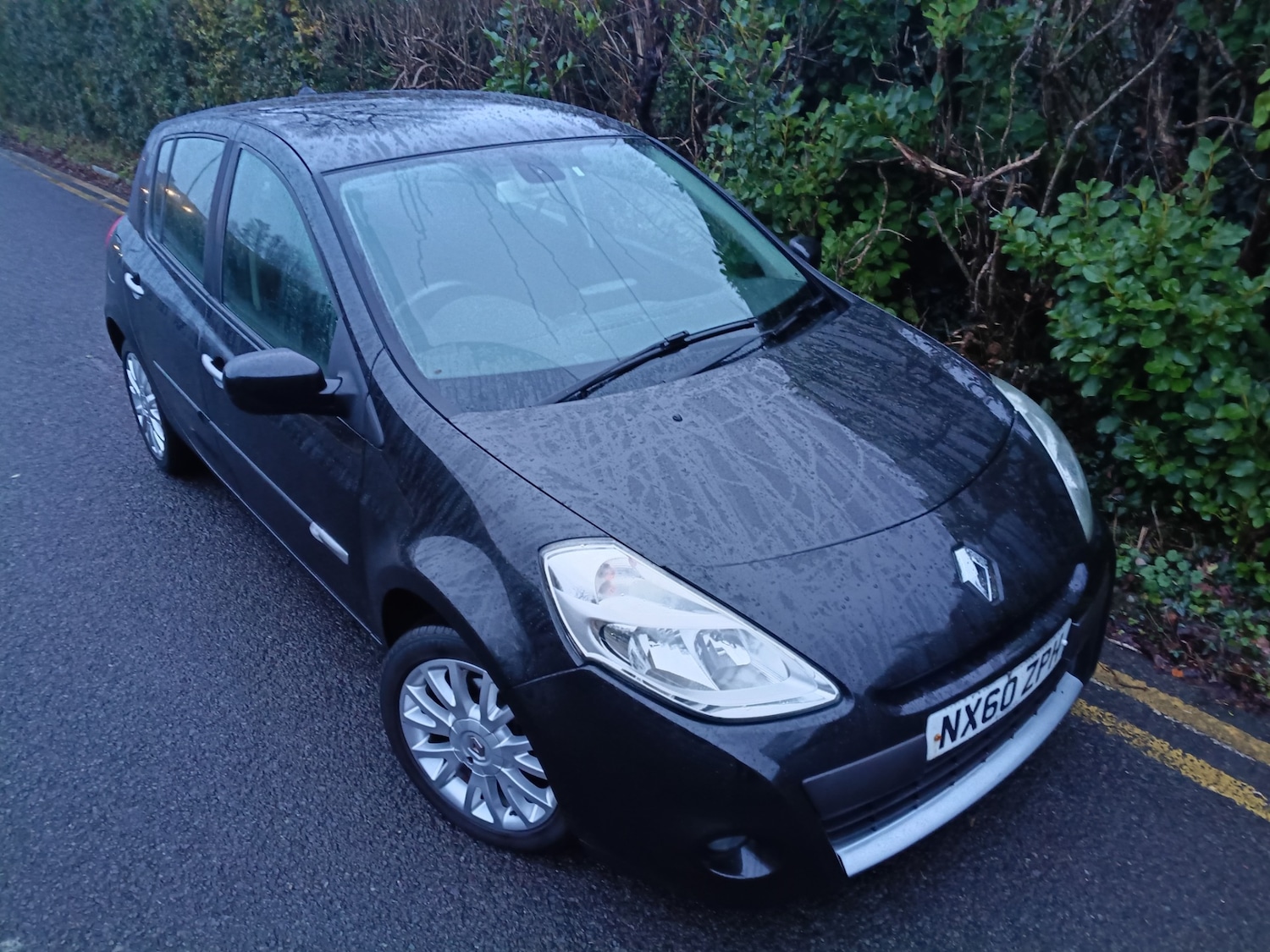 Used Renault Clio 2010 for sale - 77166033: Photo 2