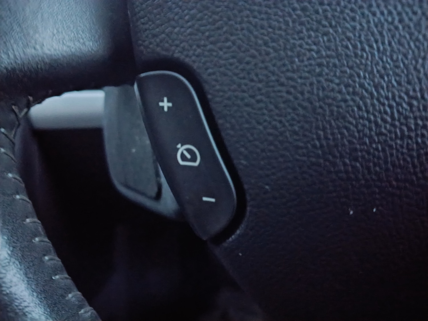 Used Renault Clio 2010 for sale - 77166033: Photo 27