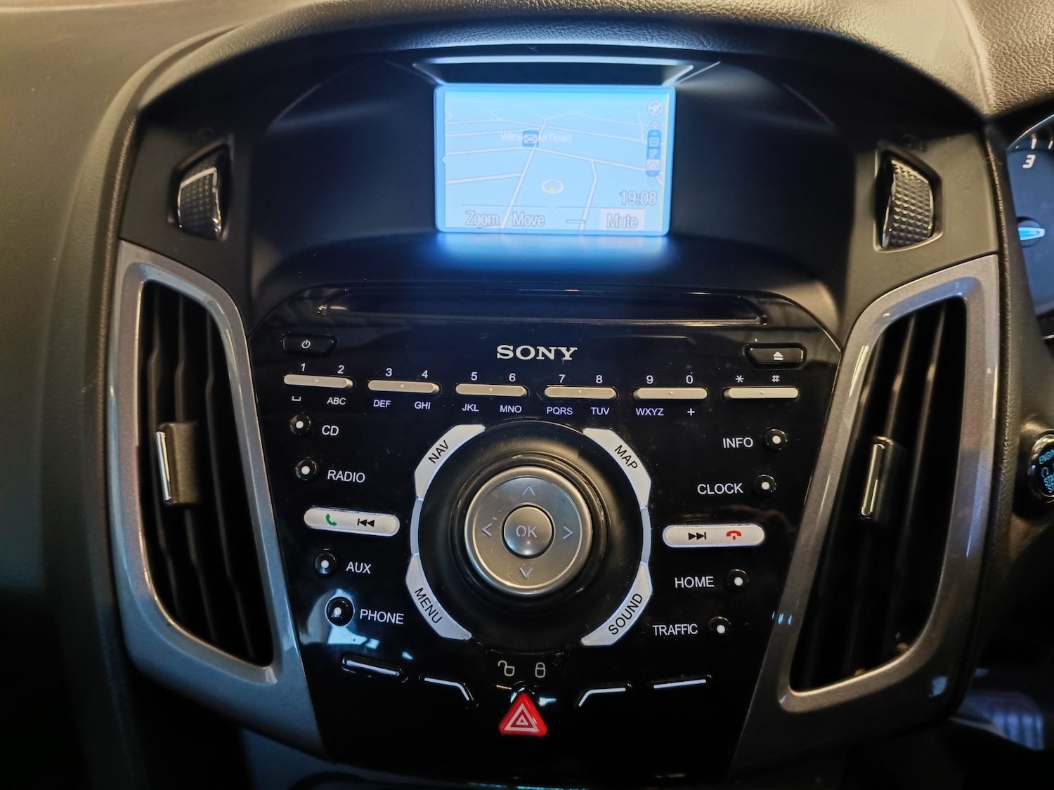 Used Ford Focus 2014 for sale - 76750588: Photo 25